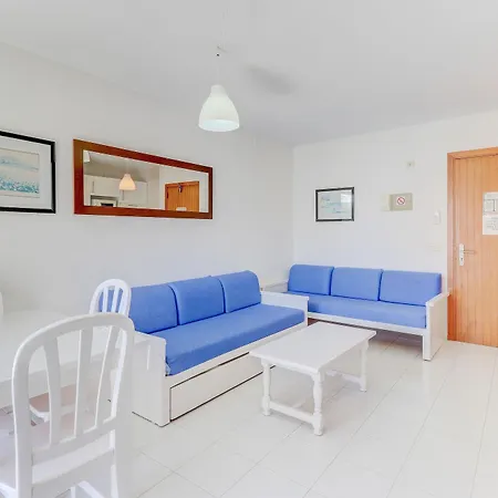 Llevant Apartamento *